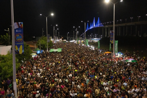 Abertura do São João de Natal reúne cerca de 75 mil pessoas na Avenida da Alegria, na Redinha