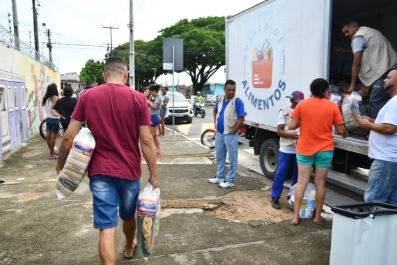 Prefeitura do Natal presta assistência a famílias atingidas pelas chuvas na Zona Norte