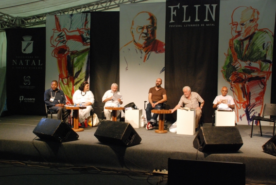 Gastronomia e Literatura são debatidas no segundo dia do Festival Literário de Natal