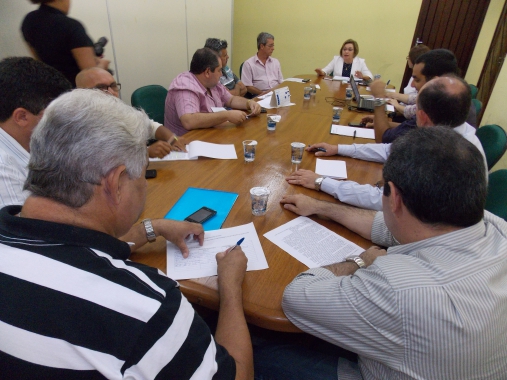 Comissão paritária acompanha processo de implantação da bilhetagem eletrônica