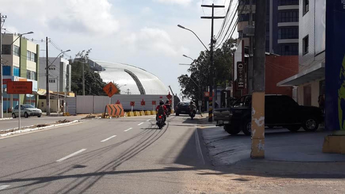 Trânsito na Avenida Romualdo Galvão será interditado na segunda-feira (27)