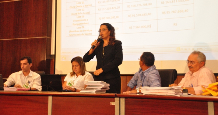 Empresas apresentam propostas de preços para licitação da coleta de resíduos sólidos de Natal