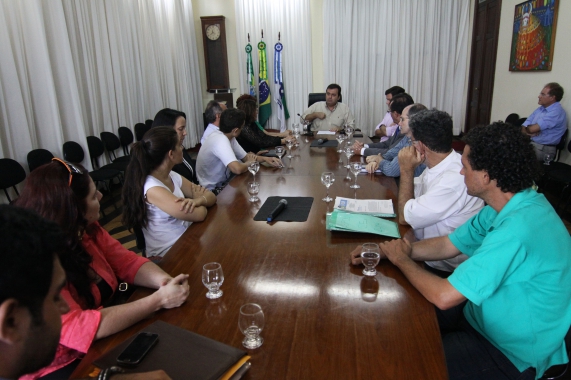 Prefeitura, UFRN e  DCE discutem manutenção do circular do Campus