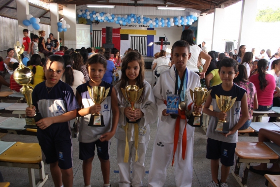 Escola Municipal Berilo Wanderley comemora 34 anos de história e fundação