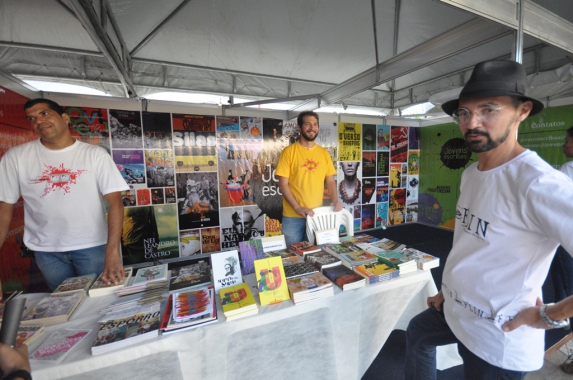  Novos autores, sebos e editoras independentes são destaque no Espaço Moacy Cirne