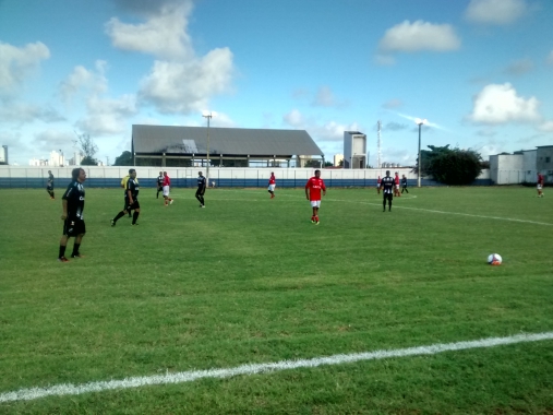 Jogos marcam festa de entrega do gramado do estádio Pascoal de Lima
