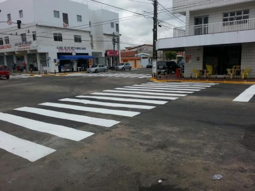 STTU prossegue com o trabalho de recuperação da sinalização horizontal e vertical das vias