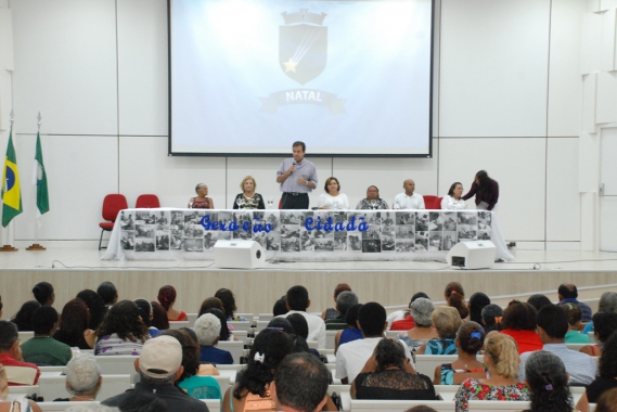 Mais de mil jovens, adultos e idosos de Natal receberam certificado de alfabetização