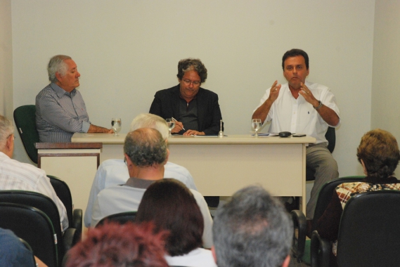 Prefeito profere palestra em reunião da Academia de Medicina do Rio Grande do Norte
