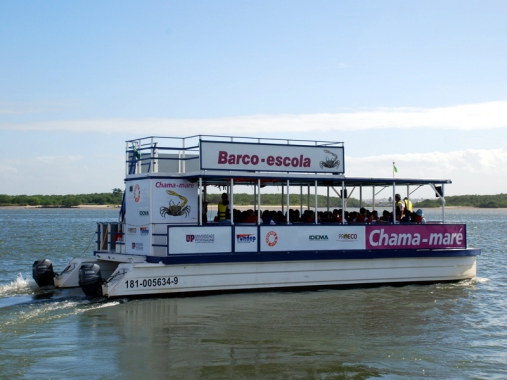 Passeio no Barco Escola Chama-maré vai celebrar Dia do Servidor Público