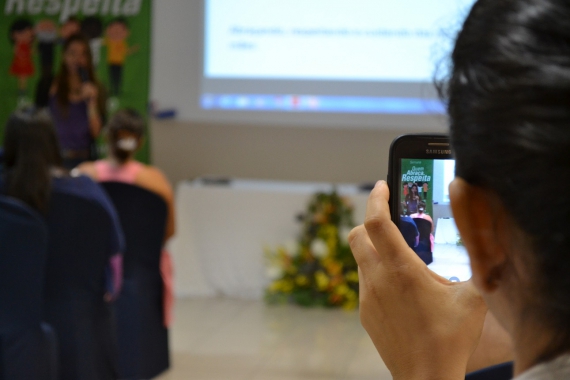 SEMUL realiza palestra em ação de Dia das Mães da Rede Guararapes Confecções