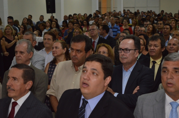 Prefeito participa da inauguração do novo templo da Adpaz
