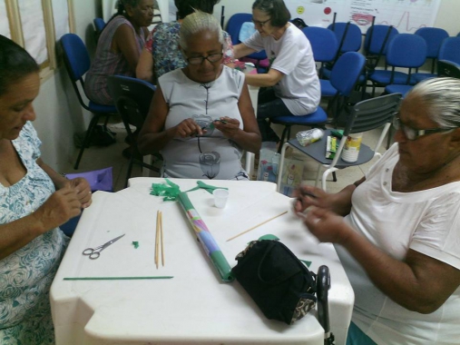 SMS promove oficina de artesanato para idosos na Redinha