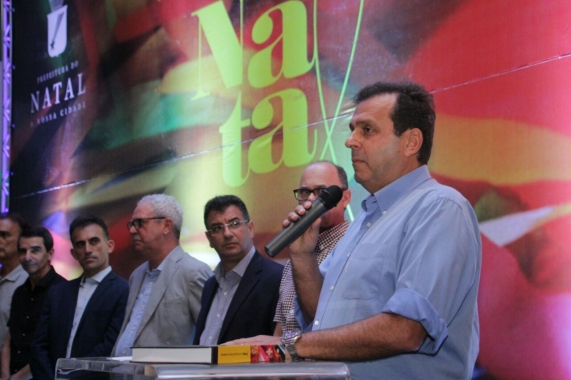 Prefeitura e Sebrae lançam o livro "Patrimônio Cultural e Imaterial de Natal"