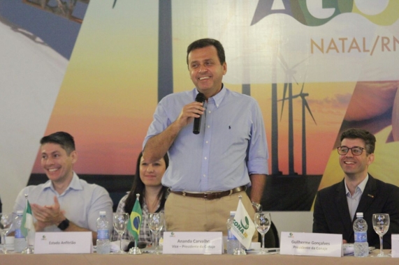 Prefeito participa de evento com jovens empresários do País em Natal