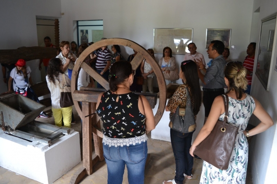 Professores de Ensino Religioso conhecem a Comunidade Quilombola da Capoeira