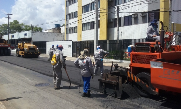 Avenida Régulo Tinoco recebe recapeamento asfáltico a partir desta terça-feira