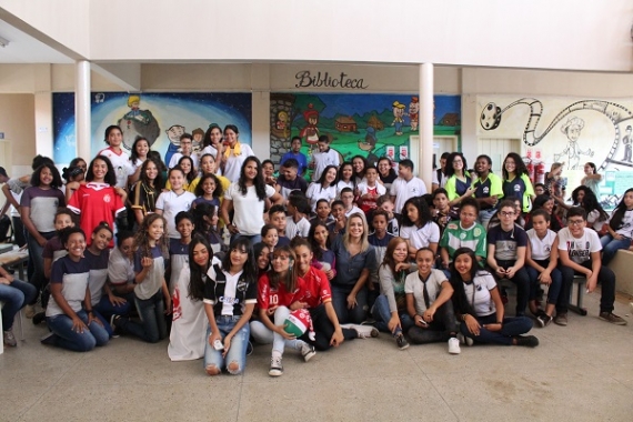 Escola Municipal Juvenal Lamartine promove projeto sobre paz no futebol
