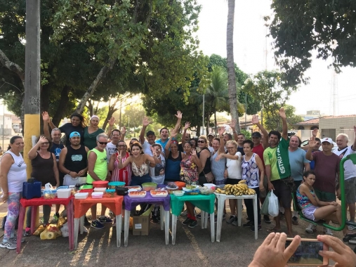 Professor de Educação Física incentiva hábitos saudáveis na alimentação