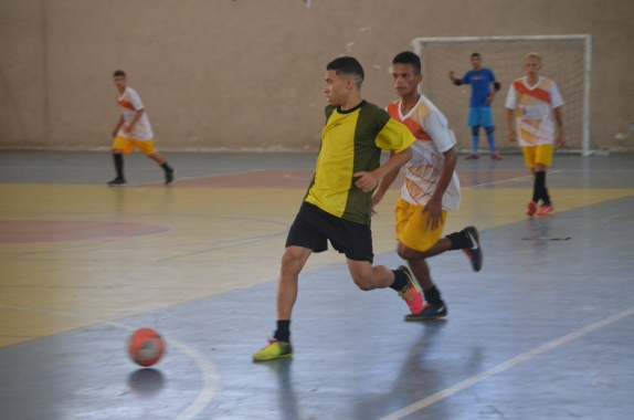 Jogos de Futsal esquentam disputa dos XXXII Jogos Escolares Municipais