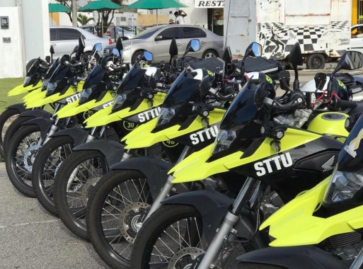 Prefeitura entrega motos e bicicletas para agentes de mobilidade urbana