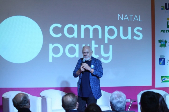 Presidente da Campus Party destaca esforço do prefeito Álvaro Dias em coletiva de abertura