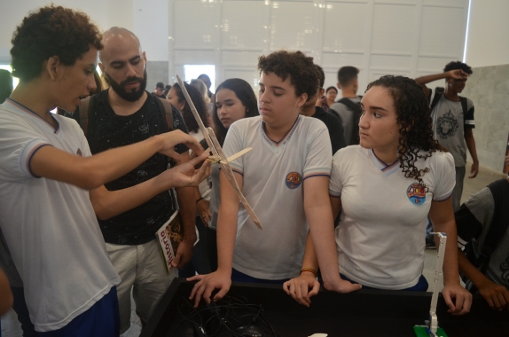 Projeto de aeromodelismo da Escola Quarto Centenário foi exibido na Campus Party