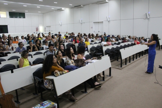 Professores do Novo Mais Educação participam de formação sobre pedagogia de projetos