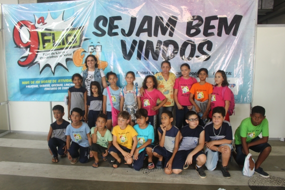 Alunos da Rede Municipal de Ensino participam da 9ª FLIQ