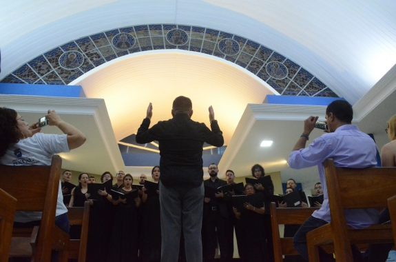 Enconat realiza concerto sacro na Paróquia de SantAna