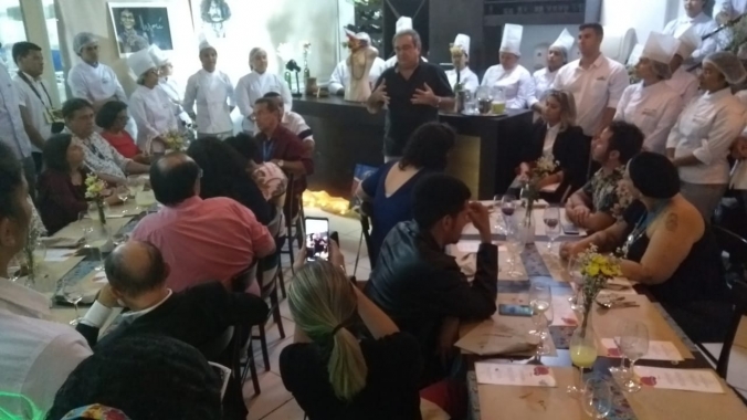 Prefeito participa de evento gastronômico em alusão ao Beco da Lama