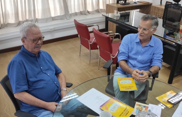  Prefeitura, SEBRAE e CDL lançam cartilha para explicar benefícios da Lei Geral 