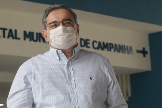Prefeito sanciona Lei para gratificar servidores da Saúde no enfrentamento à Covid-19 