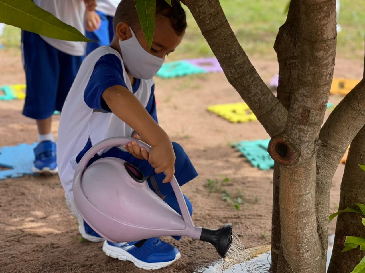 Projeto “Viajando pelo Planeta Paz” trabalha valores na Educação Infantil 