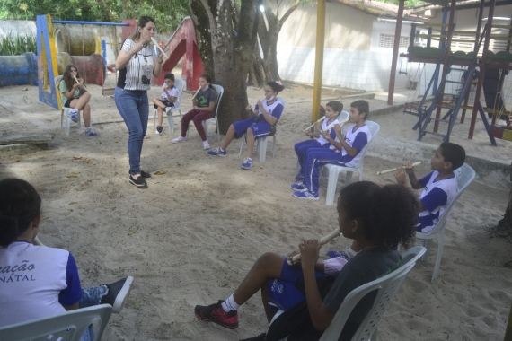  Escola Municipal Professor Arnaldo Monteiro desenvolve Projeto de Musicalização com Flauta Doce  