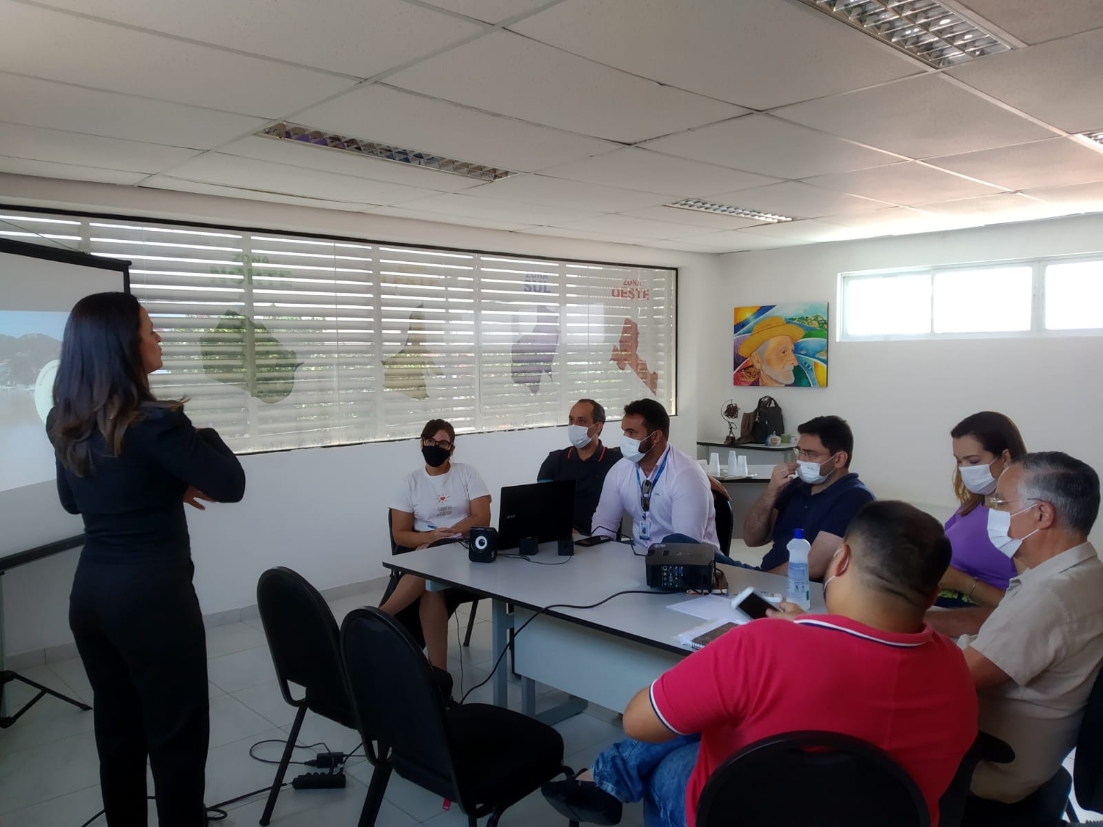 Logomarca da Loja Conceito Natal Original é apresentada a secretários do município