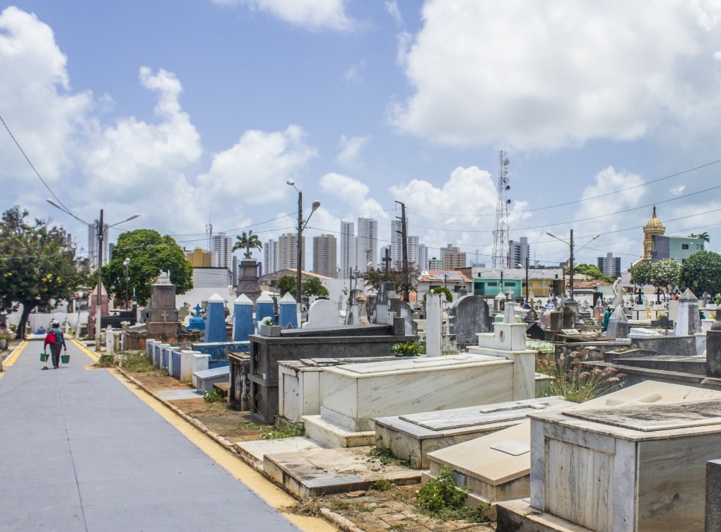 Cemitérios públicos terão horário diferenciado no Dia de Finados