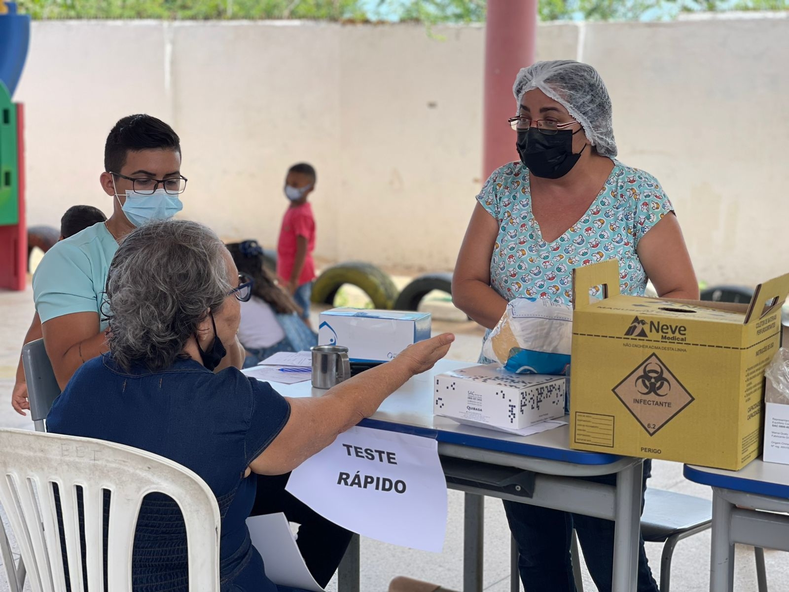 CMEI Professora Fátima Araújo realiza ação social na comunidade escolar