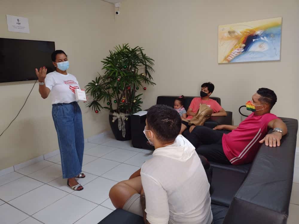 Ambulatório de Transexuais e Travestis realiza ação alusiva ao Dia Mundial de combate à AIDS