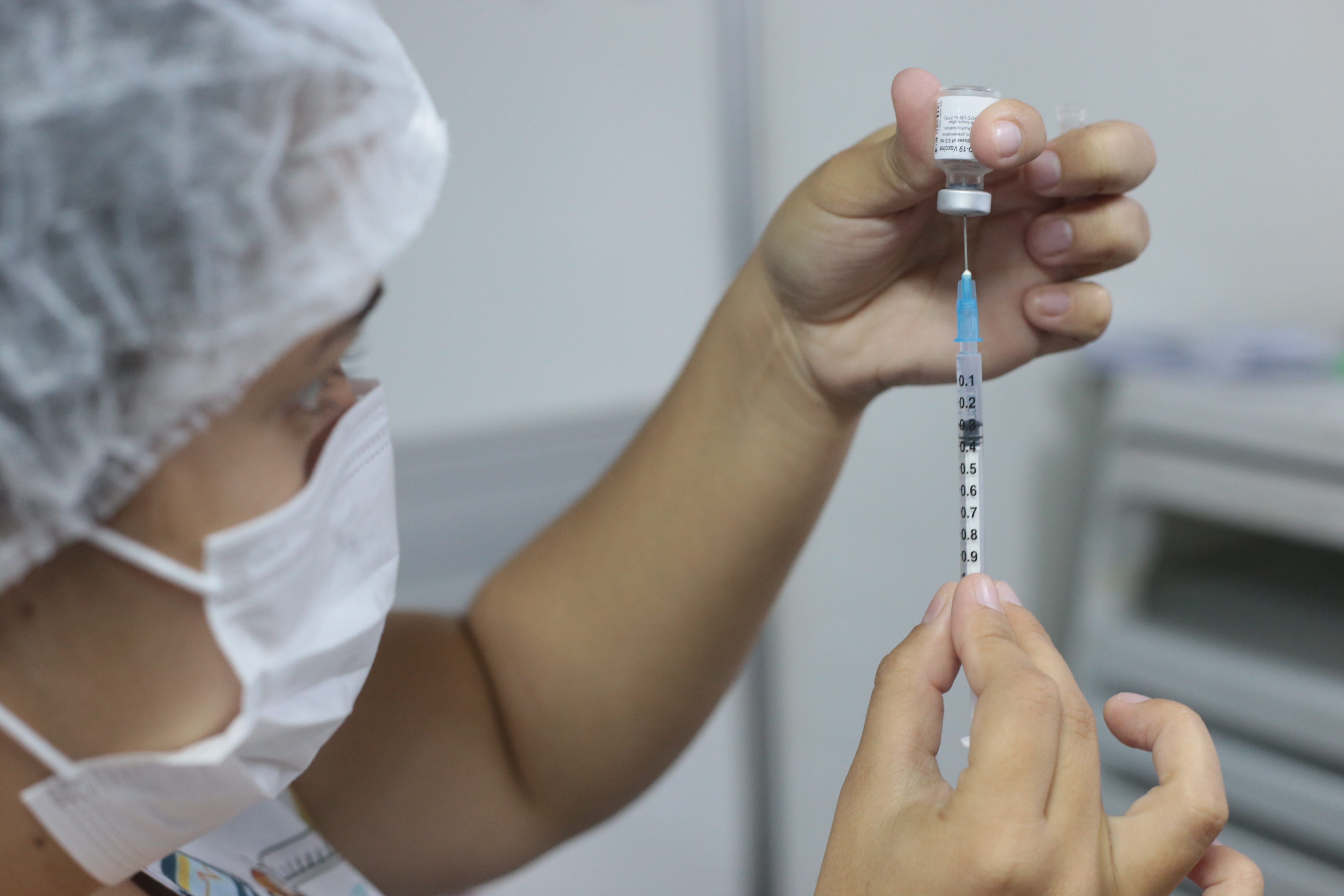 Salas de vacinação dos shoppings têm funcionamento modificado em janeiro
