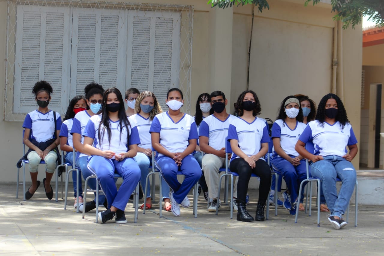 Rede Municipal de Ensino comemora a aprovação de 106 estudantes no IFRN