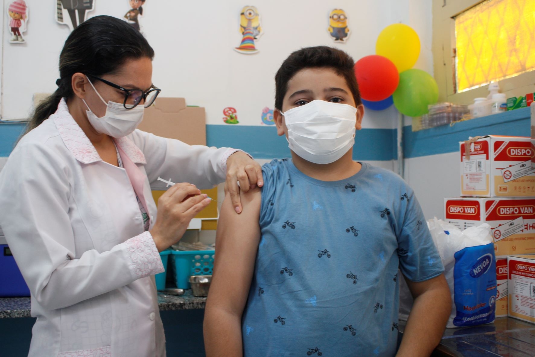 Todas as salas de vacinação da capital passam a vacinar o público infantil e adulto
