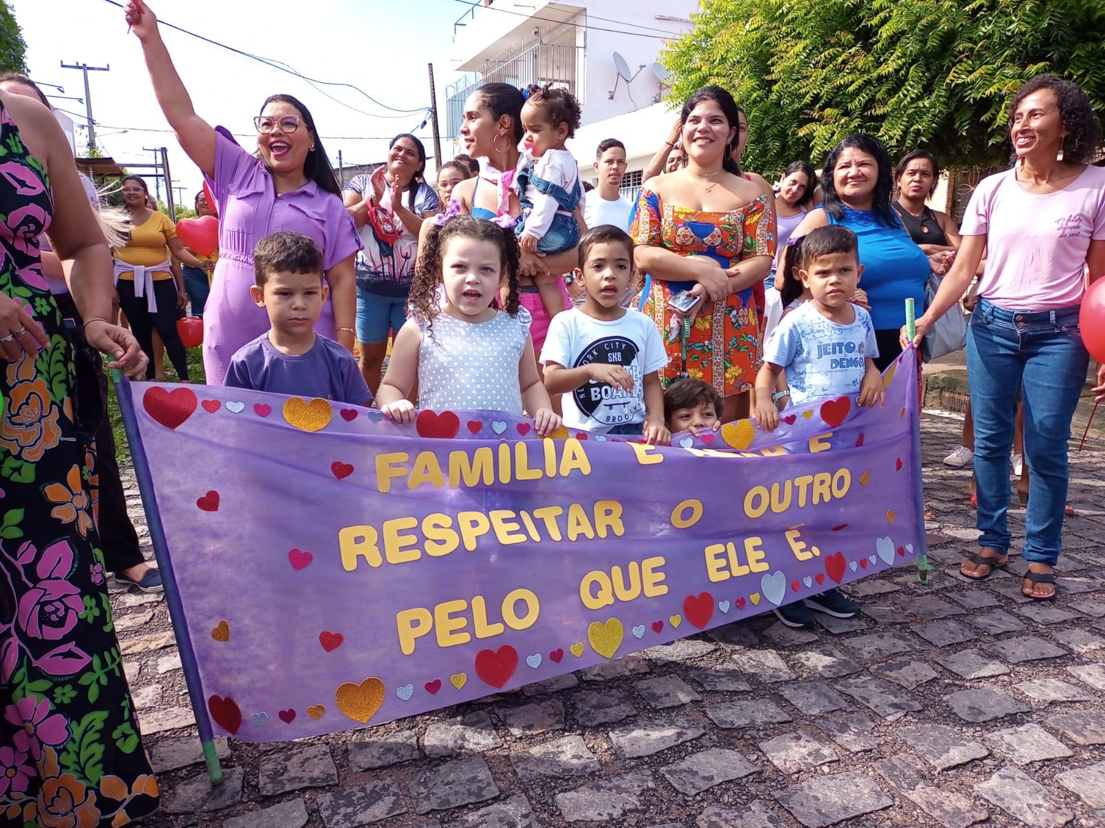 Alvorada da Família reúne a comunidade escolar do CMEI Professora Stella Lopes