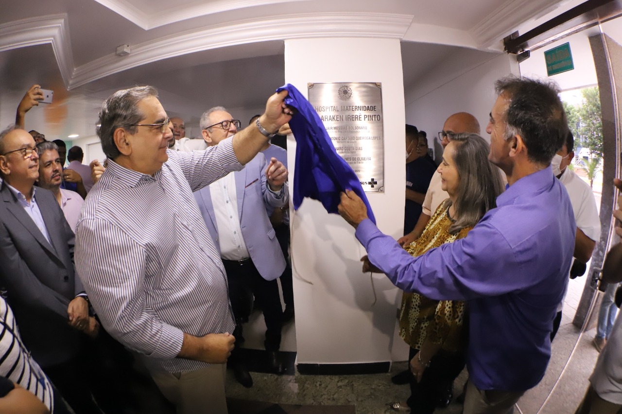 Prefeito Álvaro Dias inaugura novas instalações da Maternidade Dr Araken Irerê Pinto