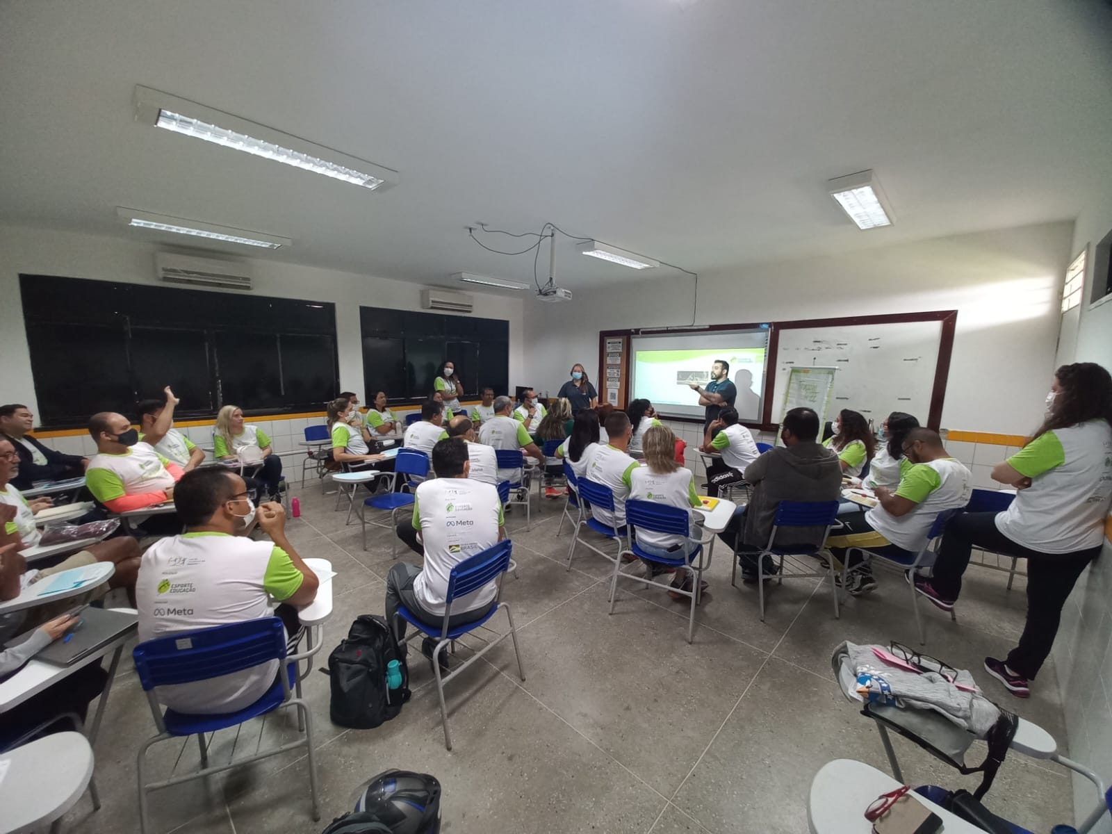 Instituto Esporte & Educação debate o esporte educacional com professores da Rede Municipal