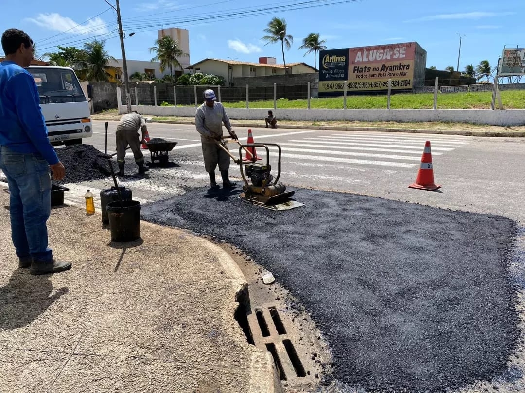 Avenidas Nevaldo Rocha e Felizardo Moura recebem aplicação de asfalto nesta segunda-feira
