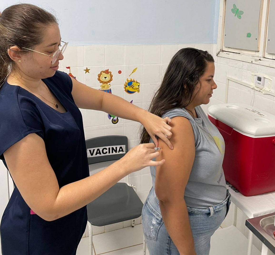 Natal amplia vacinação contra a Covid-19 com a bivalente Pfizer para o público a partir de 18 anos