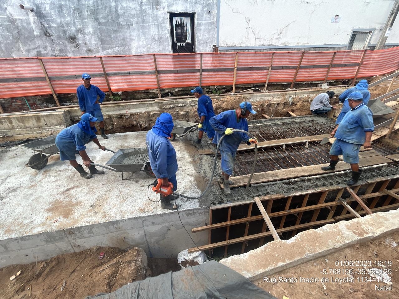 Ruas em Igapó recebem intervenções da Prefeitura e ganham moderna rede de drenagem