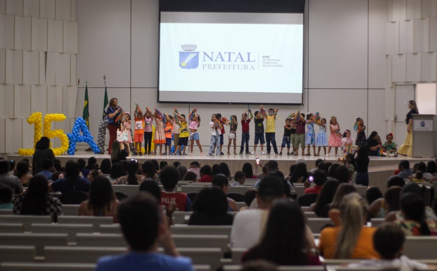 CMEI Professora Raquel Maria Filgueira comemora 15 anos de fundação