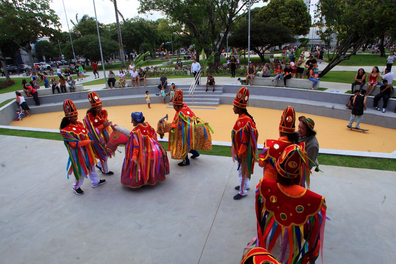 Dia das Crianças na Praça Pedro Velho terá shows e apresentações para toda a família